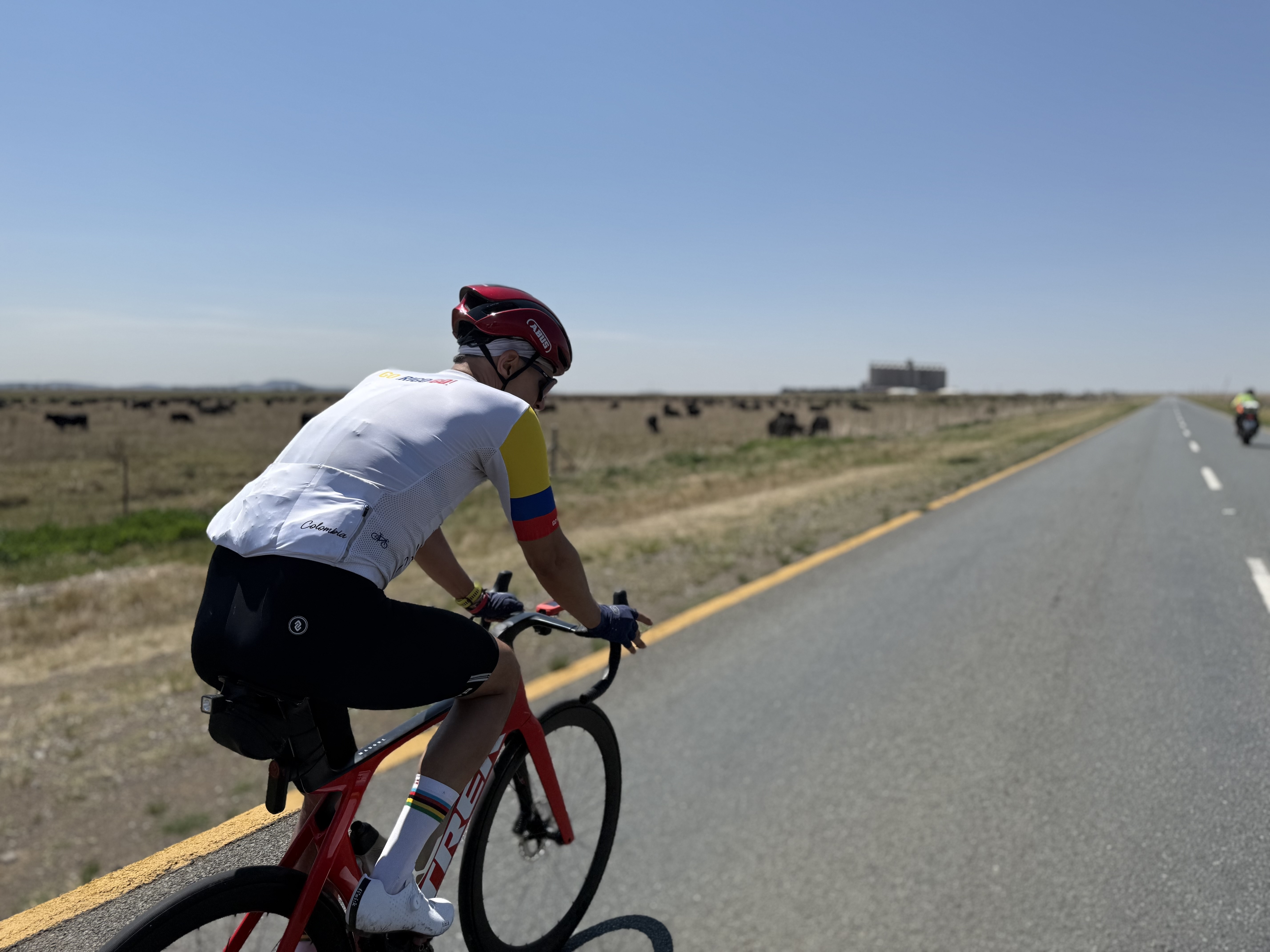 columbian cyclist on tour in south africa