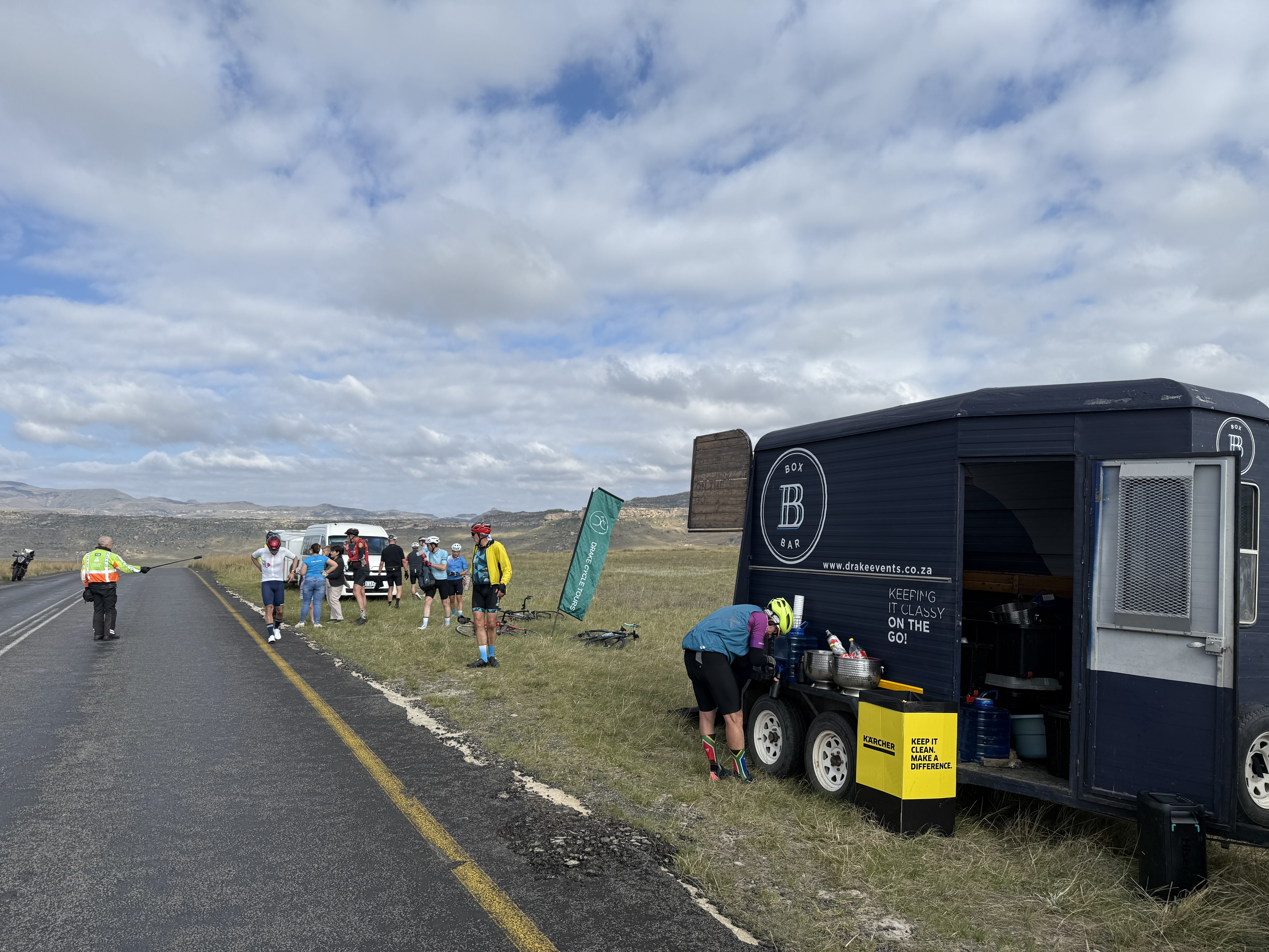 box bar water point