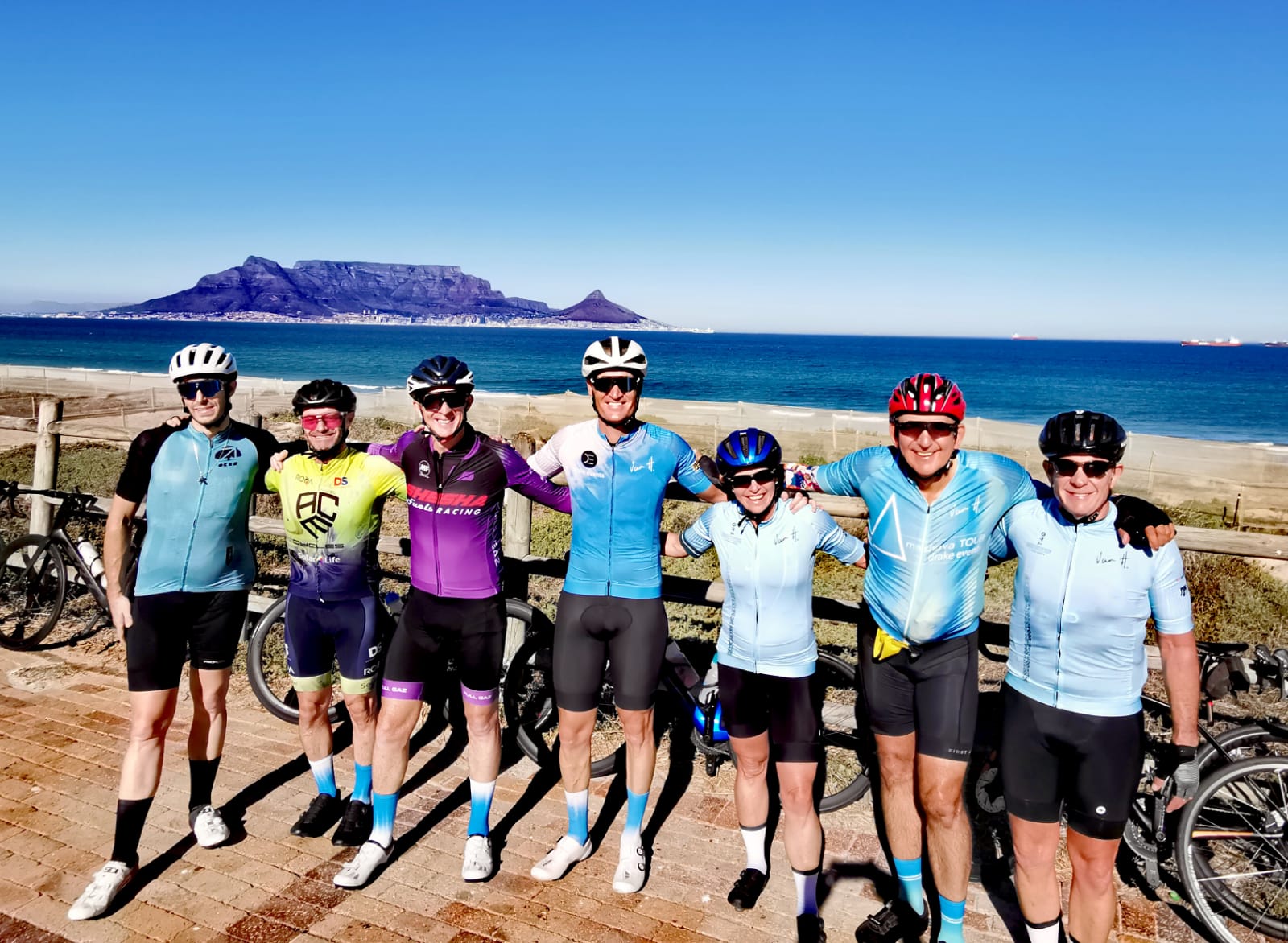 cyclists melbosstrand Table Mountain